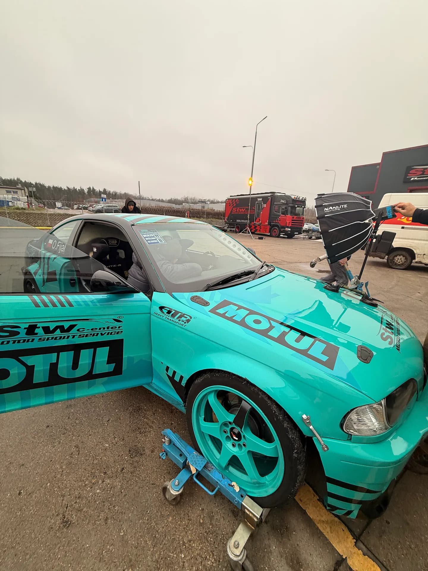 Zdjęcie z planu SERCE